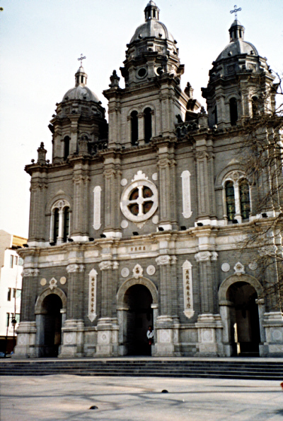 kirche-aussen